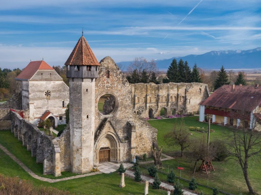Cârța Cistercian abbey
